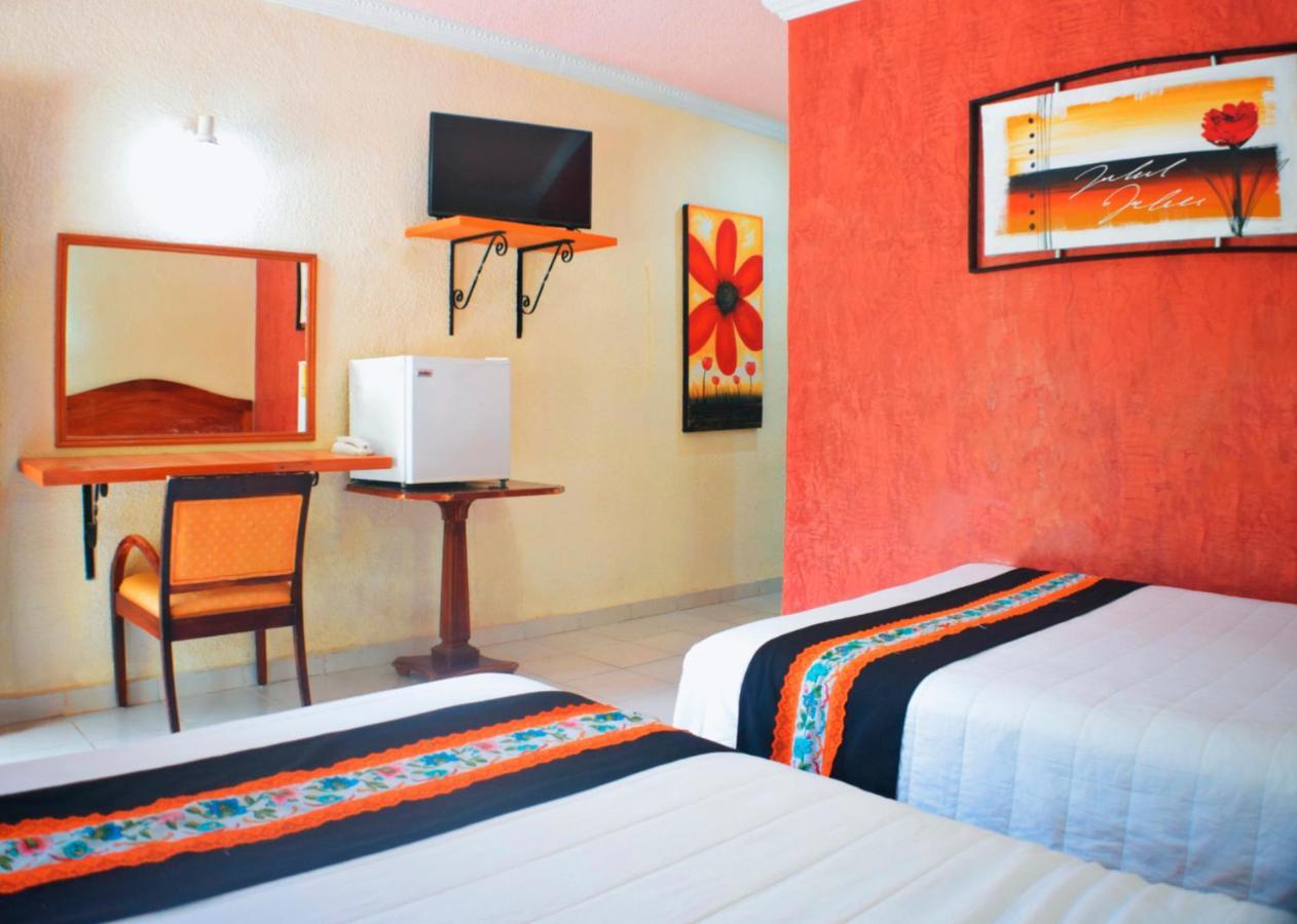 Hotel Hacienda Sanchez 바야돌리드 외부 사진