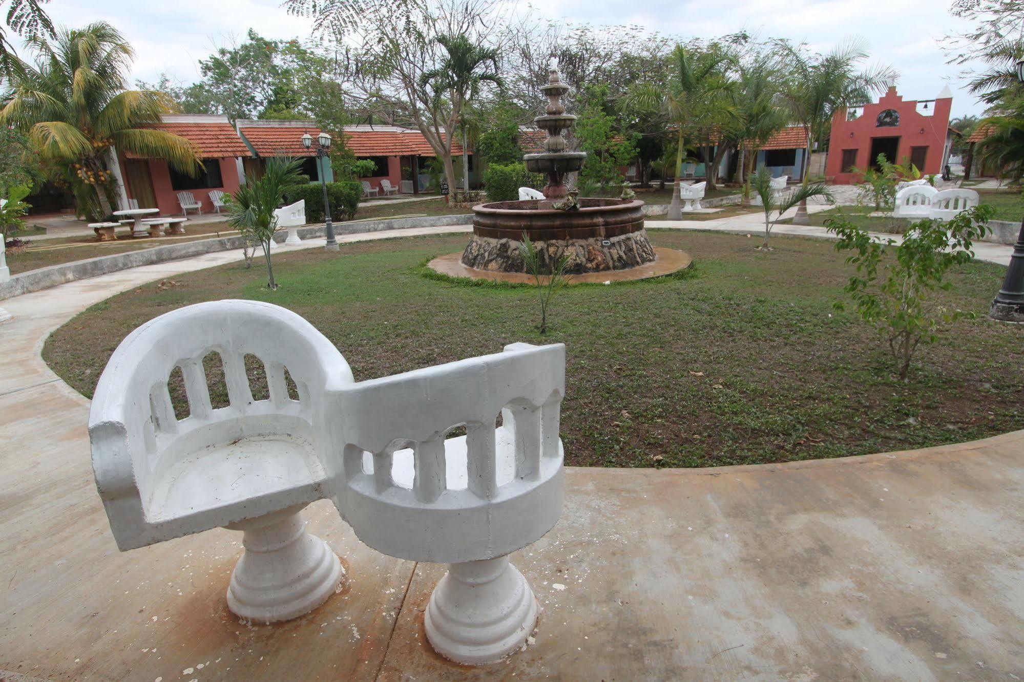 Hotel Hacienda Sanchez 바야돌리드 외부 사진